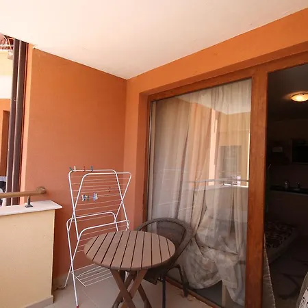Arendoo In Harmony Suites Apartament *
